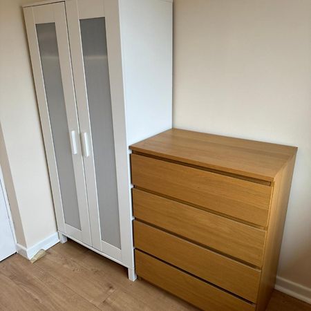 Modern, Quiet, Sleeps 9, Etihad, Coop Live, مانشستر المظهر الخارجي الصورة